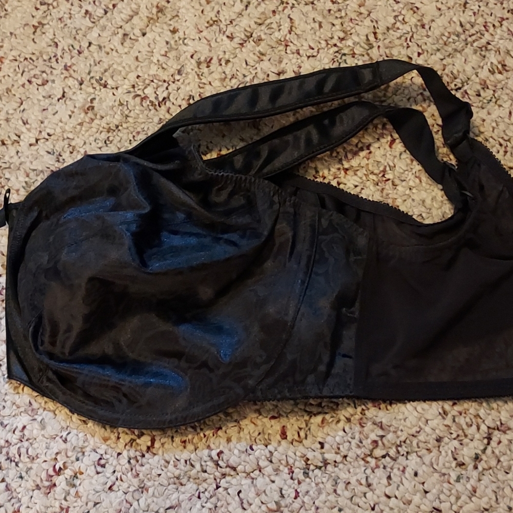 Bali bra, black, size 40DDD, underwire